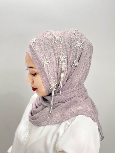Fashion Muslim Hijab Scarf with Beads and Tassels